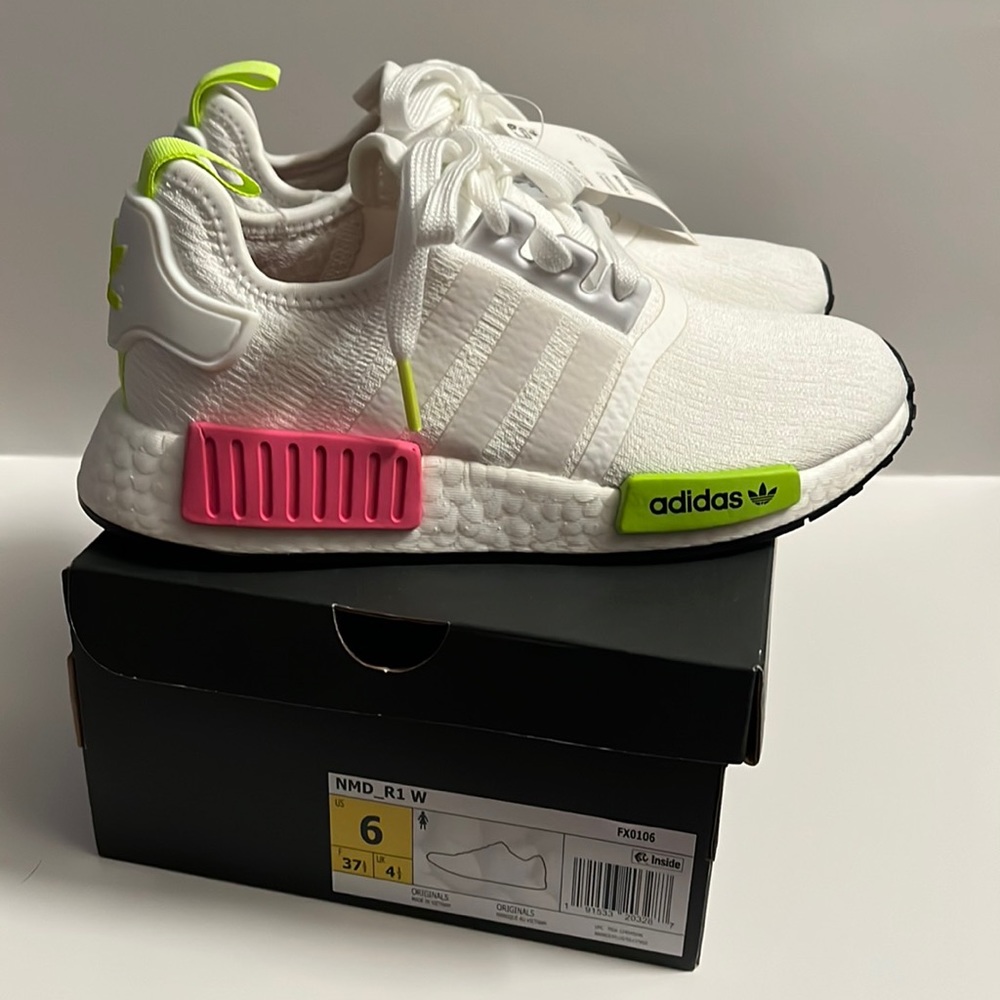 Adidas NMD_R1 Women’s